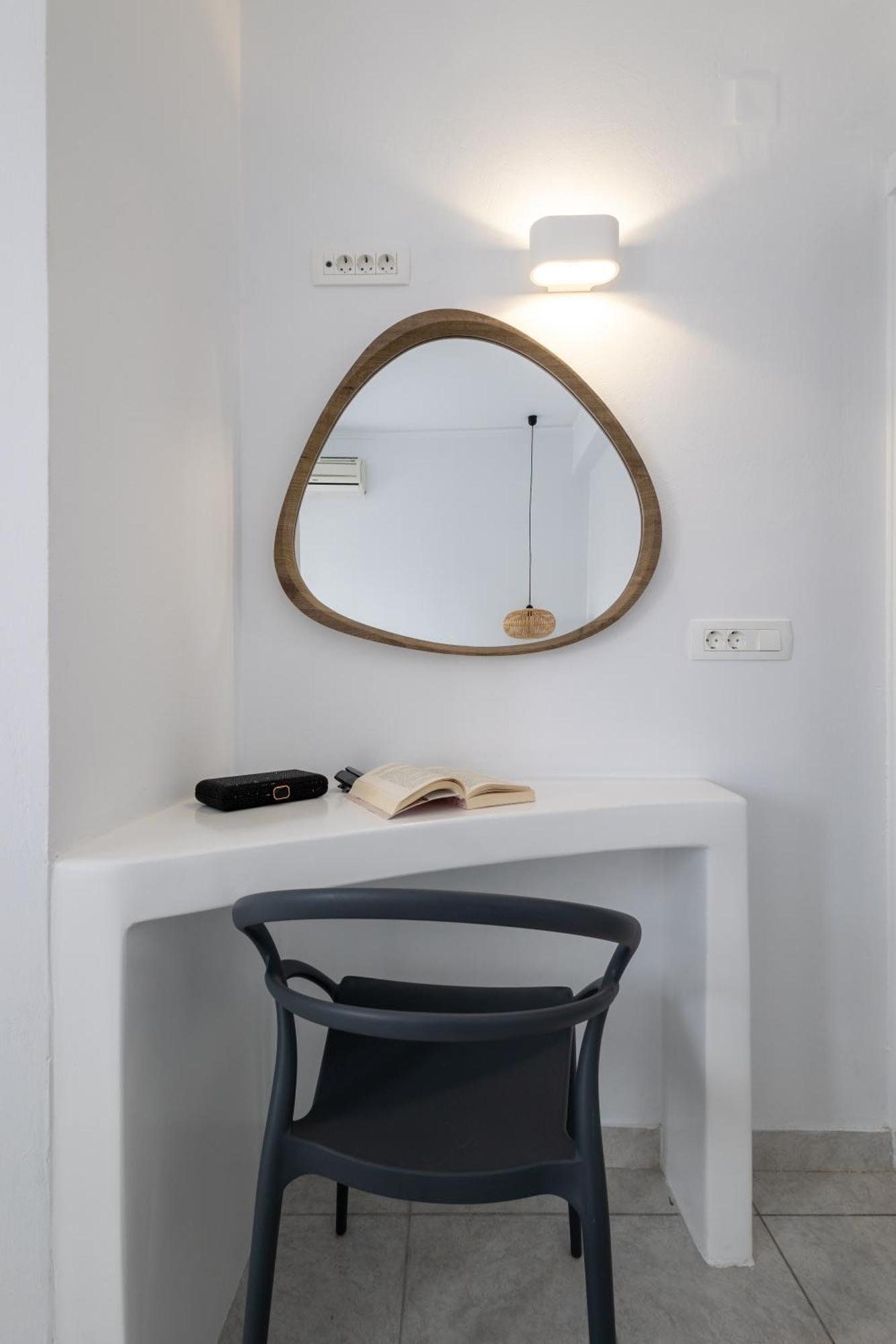 Blackrock Suites Karterádosz Kültér fotó